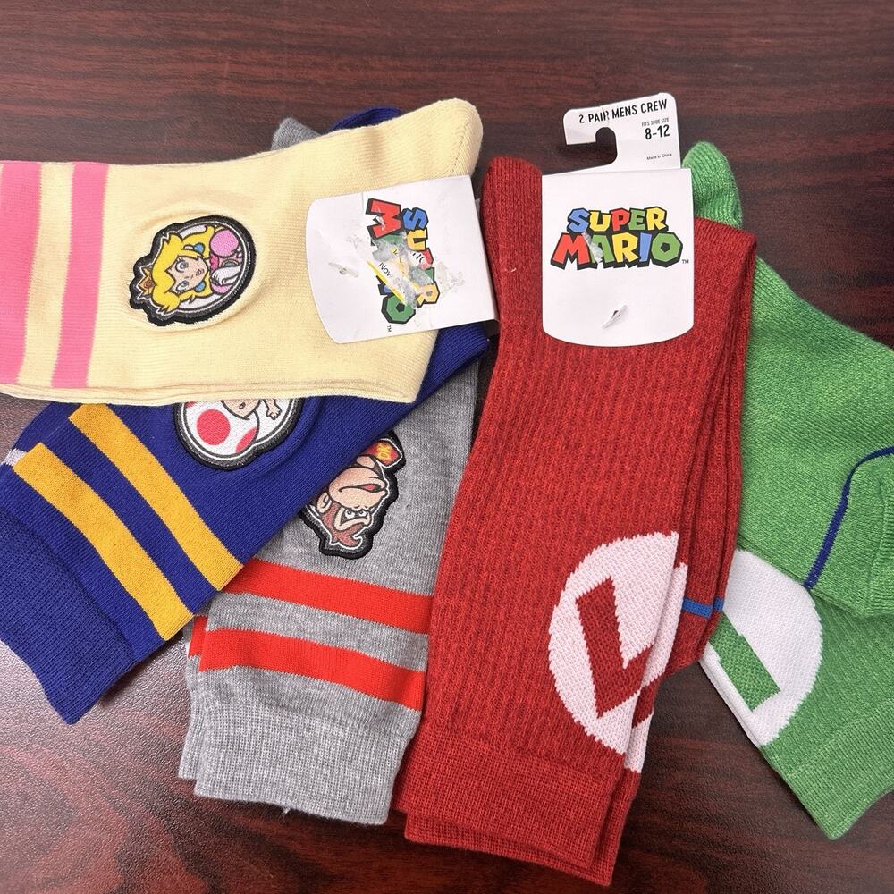 Super Mario Luigi, Princess Peach, Toad & Donkey Kong 2pk (5 pairs) Crew Socks